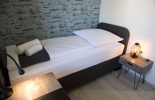 Rhein-Erft-Kreis District Hotel | Hotel Central Wesseling