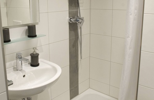 Rhein-Erft-Kreis District Hotel | Hotel Central Wesseling