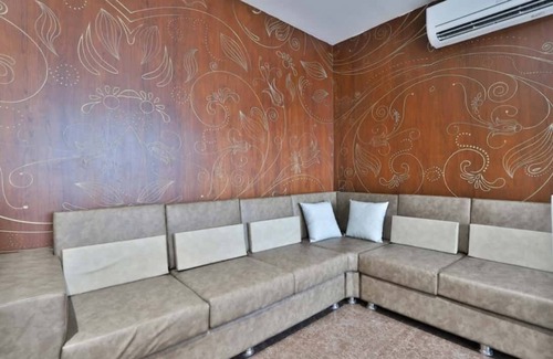Mundra Hotel | Hotel Centre Point