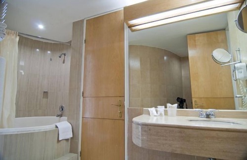 Chacao Hotel | Hotel Chacao Cumberland
