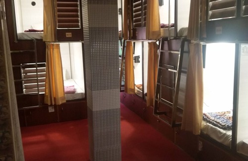 Sirala Hotel | Hotel Chakasha Govindam