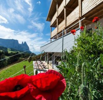 Castelrotto Hotel | Hotel Chalet Dolomites