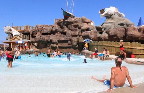 Seaside Heights Hotel | Hotel Charlee Sea Breeze Beach-Suites