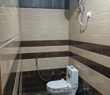 Uttarkashi Hotel | Hotel Chauhan Brothers