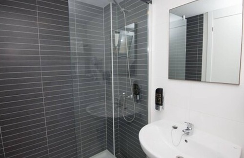 Es Pelats Hotel | Hotel Chevy & Suites