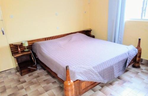 Assoli Cama Y Desayuno | Hotel Chez Fanny