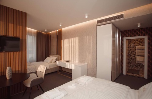Shkoder Hotel | Hotel Chicago