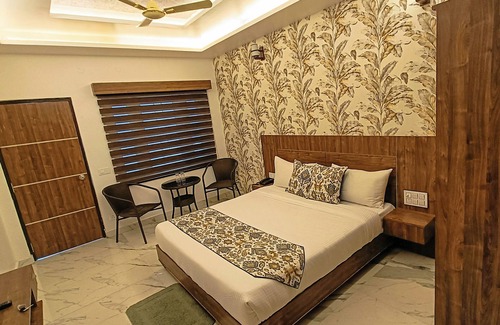 Ramgarh Hotel | Hotel Cloud Inn