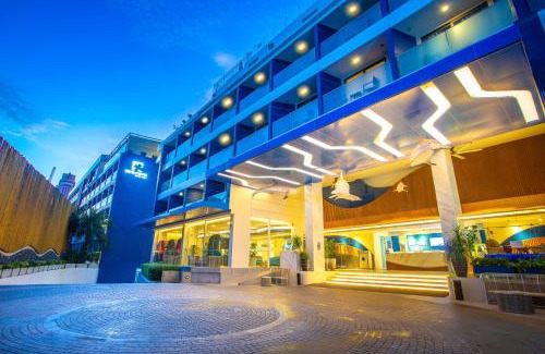 Patong Hotel | Hotel Clover Patong Phuket - SHA Plus