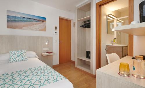 Colonia Sant Jordi Hotel | Hotel Colonial