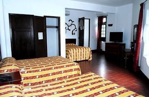 Manzanillo Hotel | Hotel Colonial