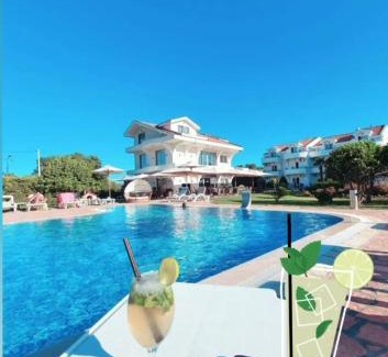 Ulcinj Hotel | Hotel Comfort & Villas