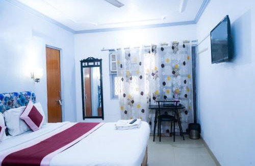 Bhikaji Cama Place Casa | Hotel Commodo - Near US Embassy