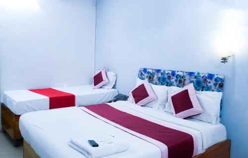 Bhikaji Cama Place Casa | Hotel Commodo - Near US Embassy