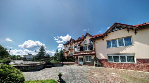 Dolyna Hotel | Hotel Complex Knyaz Oleg