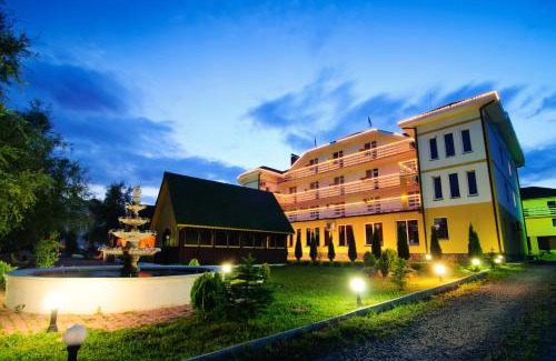 Polyana Hotel | Hotel Continent