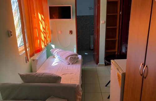 Rosiorii de Vede Hotel | Hotel Continental