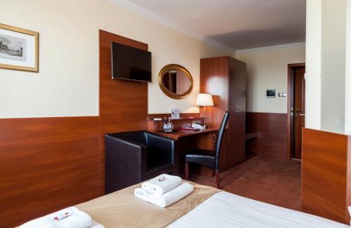 Tarnow Hotel | Hotel Cristal Park
