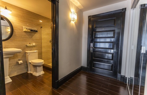Mid Beach Hotel | Hotel Croydon
