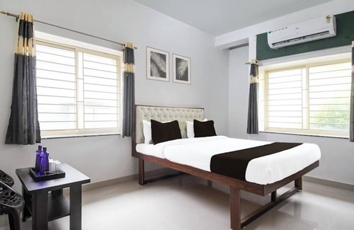 Patia Hotel | Hotel Crystal INN