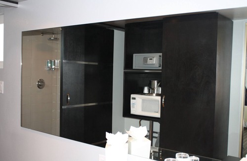Park Estates Hotel | Hotel Current