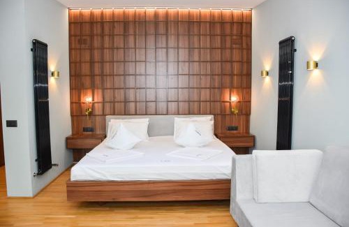 Curtea De Arges Hotel | Hotel Curtea Veche