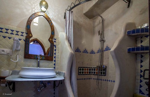 Medina of Chefchaouen Hotel | Hotel Dar Mounir