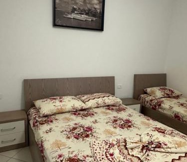 Velipoje Apartamento | Hotel De La Playa