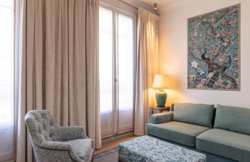 Faubourg-du-Roule Hotel | Hotel de Montesquieu
