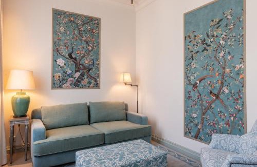 Faubourg-du-Roule Hotel | Hotel de Montesquieu