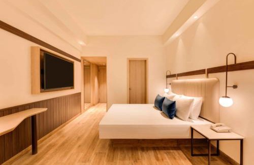 Chanakyapuri Hotel | Hotel De Tark Plaza A Family Hotel Delhi Airport