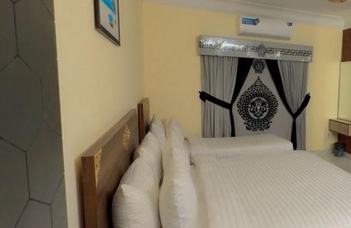 D.H.A. Casa | Hotel Defence Inn