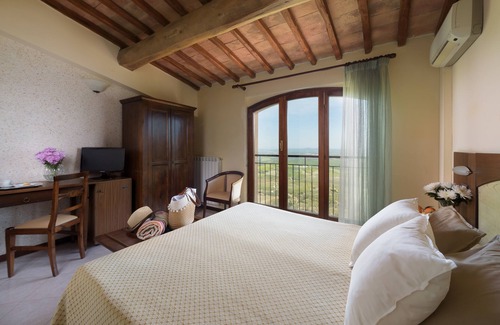 Montalcino Hotel | Hotel Dei Capitani