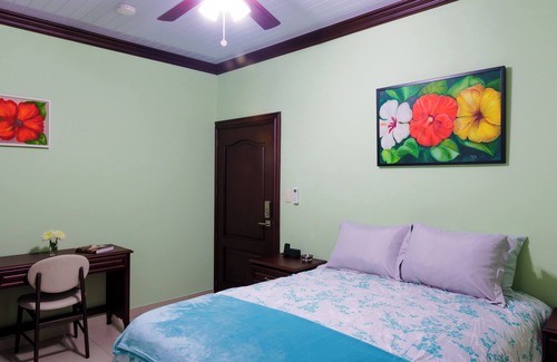 Managua Cama Y Desayuno | Hotel Del Pilar
