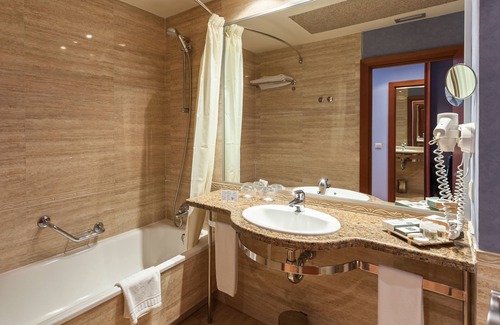 Tossa de Mar Hotel | Hotel Delfín