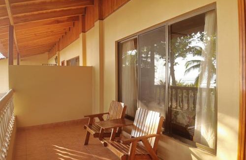 Bejuco Hotel | Hotel Delfin Playa Bejuco