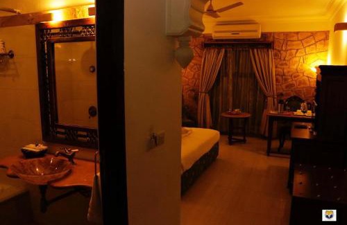Jaisalmer Hotel | Hotel Deoki Niwas Palace