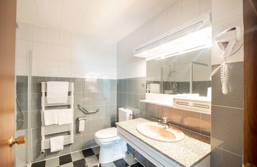Limoges Hotel | Hotel des Deux Moulins