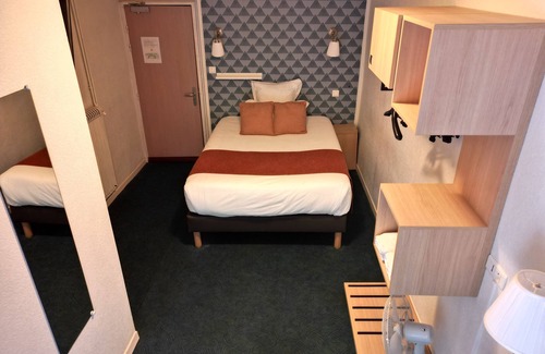 Villeneuve-sur-Lot Hotel | Hotel Des Platanes