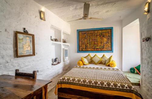 Amar Sagar Pol Casa | Hotel Desert Boy's - Royal Stay On Fort