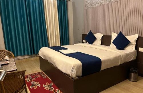 Tapovan Hotel | Hotel devoy inn by namastexplorer