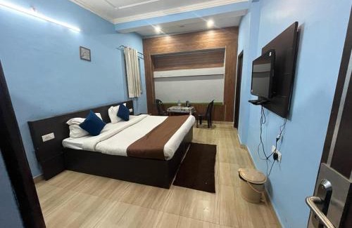 Tapovan Hotel | Hotel devoy inn by namastexplorer