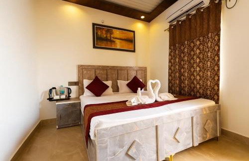 Faizabad Hotel | Hotel Devraaj Palace - Elegant Stay Near Shri Ram Janmabhoomi Mandir