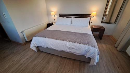 Valdivia Hotel | Hotel Diego de Almagro Valdivia