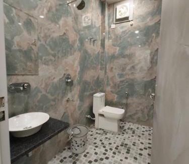 Mathura Hotel | Hotel Divaa Inn