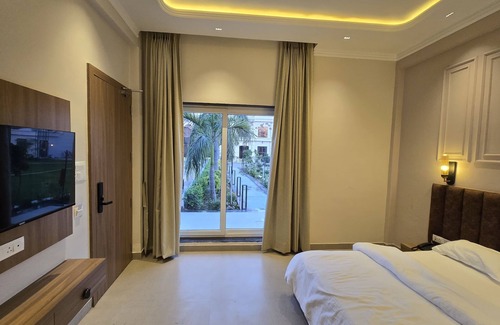 Sehmalpur Hotel | Hotel Divine Banaras