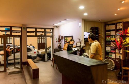 Retalhuleu Cama Y Desayuno | Hotel Doña Carmen