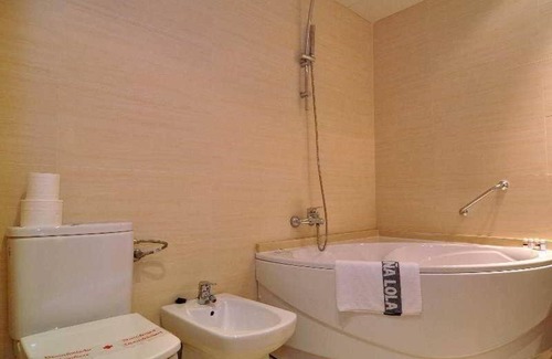 Castello de la Plana Hotel | Hotel Doña Lola
