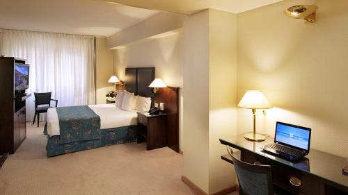 El Centro Hotel | Hotel Dolmen