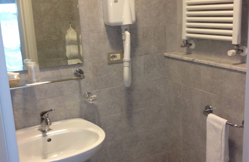 Levanto Hotel | Hotel Dora